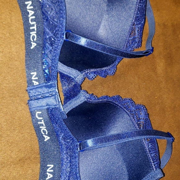 Nautica bra - Picture 2 of 3